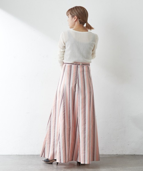 SHENERY（シーナリー）の「シアークレープブルーゼヘムロンTEE（Tシャツ/カットソー・レディース・ベージュ/オフホワイト・FREE）」の11枚目の写真