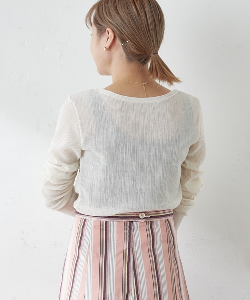 SHENERY（シーナリー）の「シアークレープブルーゼヘムロンTEE（Tシャツ/カットソー・レディース・ベージュ/オフホワイト・FREE）」の3枚目の写真