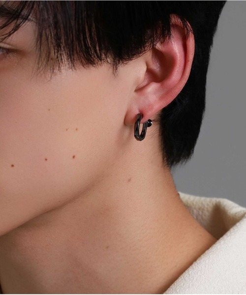 LION HEART（ライオンハート）の「LH for Gift シルバーイヤリング/ツイストテクスチャー/シルバー925（イヤリング・メンズ・シルバー/ブラック・ONE SIZE）」の9枚目の写真