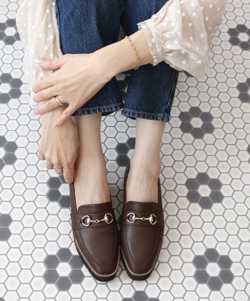 Fin（フィン）の「スクエアトゥ厚底ビットローファー（ローファー・レディース・ブラック/ベージュ/アイボリー/ブラック系その他/ブラウン・23cm/24.5cm/23.5cm/22.5cm/24cm/25cm）」の22枚目の写真