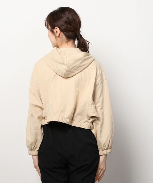 GAP(ギャップ)の「ウッシュド ロー ジャージ クロップ パーカー(パーカー・レディース・ライトブルー/ベージュ/グレー/ネイビー・S/M/L/XS/XXS)」の13枚目の写真