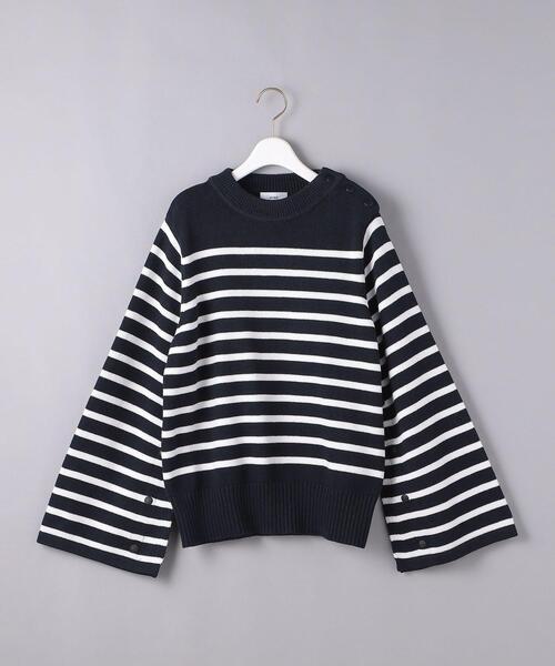 HYKE(ハイク)の「<HYKE(ハイク)>STRIPED ベルスリーブ ニット(ニット/セーター・レディース・ネイビー・1)」の6枚目の写真