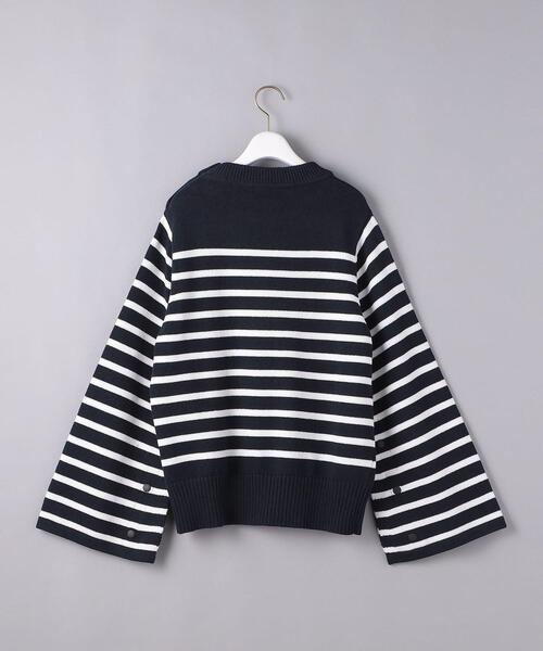 HYKE(ハイク)の「<HYKE(ハイク)>STRIPED ベルスリーブ ニット(ニット/セーター・レディース・ネイビー・1)」の7枚目の写真