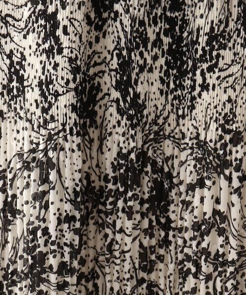 OPAQUE.CLIP（オペークドットクリップ）の「◆ドットプリントエアリージャカード マジョリカプリーツスカート（スカート・レディース・ブルー系5/ブラック系・38/40）」の8枚目の写真