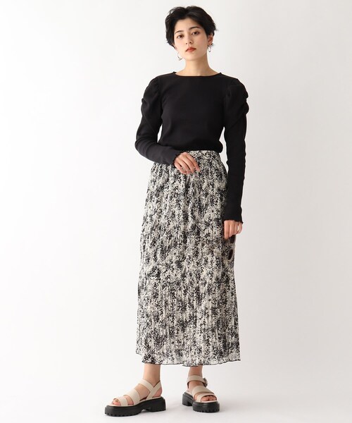 OPAQUE.CLIP（オペークドットクリップ）の「◆ドットプリントエアリージャカード マジョリカプリーツスカート（スカート・レディース・ブルー系5/ブラック系・38/40）」の11枚目の写真