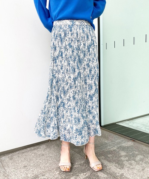 OPAQUE.CLIP（オペークドットクリップ）の「◆ドットプリントエアリージャカード マジョリカプリーツスカート（スカート・レディース・ブルー系5/ブラック系・38/40）」の2枚目の写真