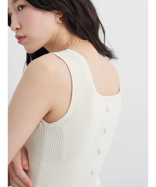 earth music&ecology（アースミュージックアンドエコロジー）の「リサイクルポリエステルブレンド2wayタンクトップ（タンクトップ・レディース・ブラック/カーキ/アイボリー/グレイッシュベージュ・S/M）」の5枚目の写真