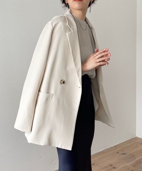 wee9s（ウィークス）の「middle tailored jacket / ミドル丈テーラードジャケット（テーラードジャケット・レディース・ブラック/グリーン/アイボリー・FREE）」の6枚目の写真