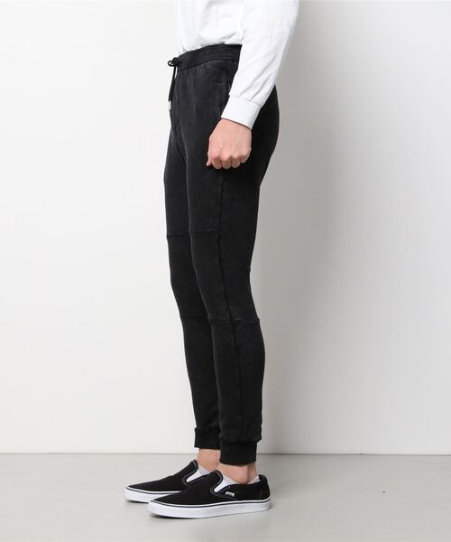 ZANEROBE(ゼインローブ)の「ZANEROBE(ゼインローブ) sureshot fleece jogger(その他パンツ・メンズ・ブラック・30)」の2枚目の写真