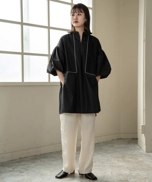 Amiur(エミレ)の「front pleats puff sleeve blouse(シャツ/ブラウス・レディース・ホワイト/ブラック・FREE)」の18枚目の写真