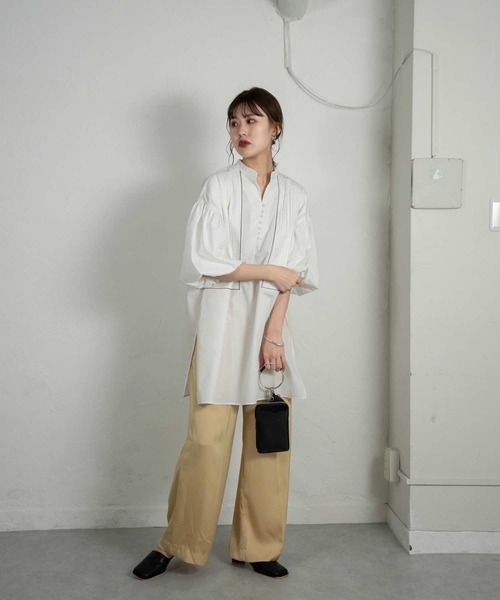 Amiur(エミレ)の「front pleats puff sleeve blouse(シャツ/ブラウス・レディース・ホワイト/ブラック・FREE)」の11枚目の写真