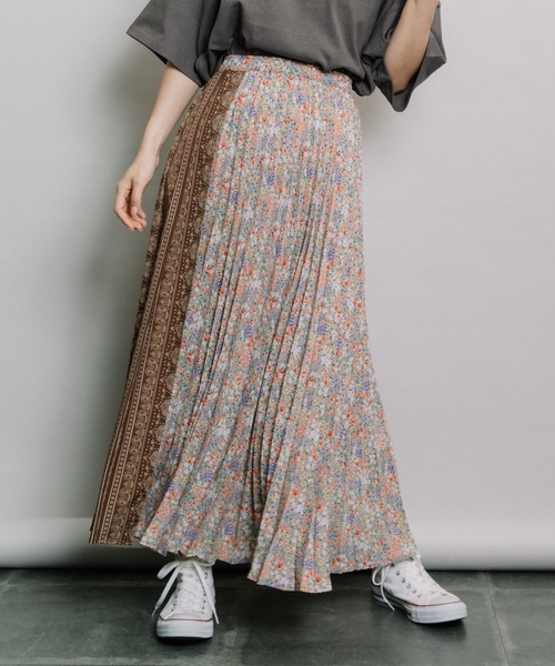 refinedworks(リファインドワークス)の「柄×柄manywayプリーツSK(スカート・レディース・ベージュ/ブラック・FREE)」の1枚目の写真