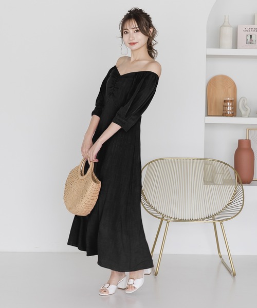 Julia Boutique(ジュリアブティック)の「2wayショルダーリネンマキシ丈ワンピース/22118(ワンピース・レディース・ブラック/ベージュ/ピンク・ONE)」の4枚目の写真