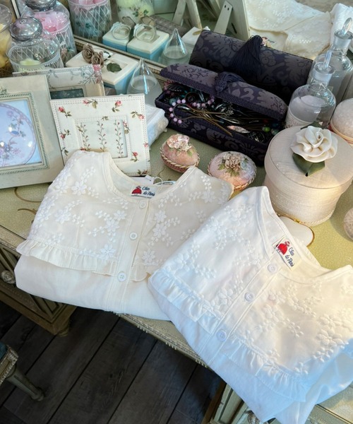 Clice de Paris（クリシェドゥパリス）の「K/フラワーフリル衿ブラウス（シャツ/ブラウス・レディース・ホワイト/アイボリー・ONESIZE）」の11枚目の写真