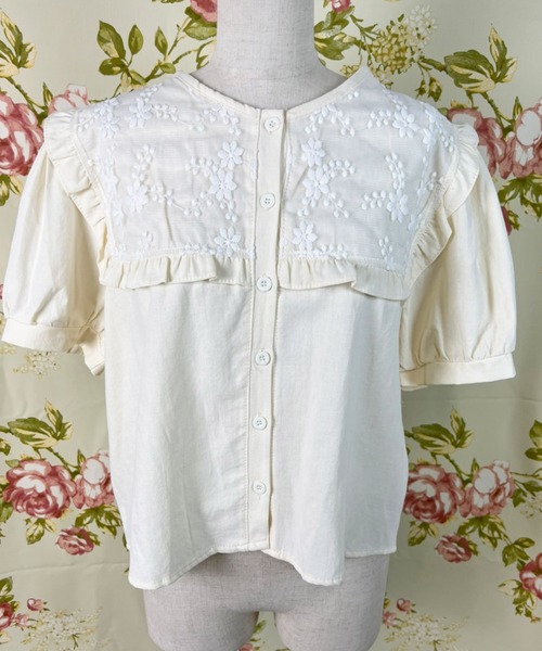 Clice de Paris（クリシェドゥパリス）の「K/フラワーフリル衿ブラウス（シャツ/ブラウス・レディース・ホワイト/アイボリー・ONESIZE）」の4枚目の写真