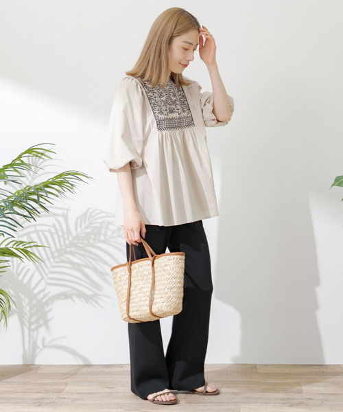 URBAN RESEARCH Sonny Label(アーバンリサーチサニーレーベル)の「バルーンスリーブ刺繍ブラウス(シャツ/ブラウス・レディース・オフホワイト/ブラック/グレー系その他・FREE)」の9枚目の写真