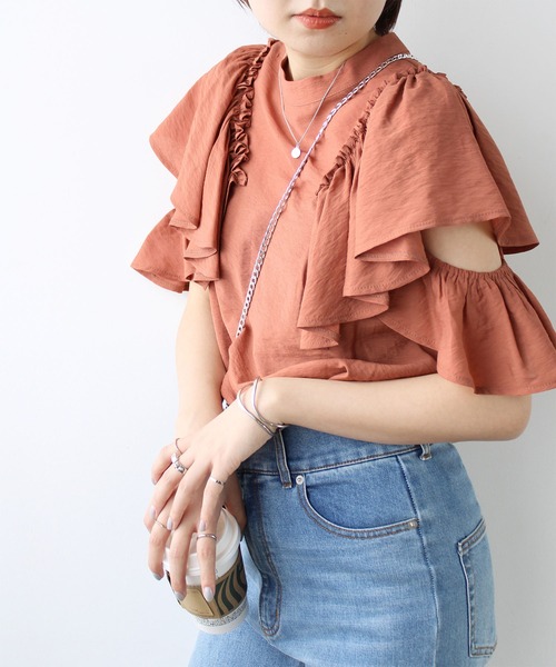 GeeRA(ジーラ)の「ワッシャー素材袖フリルブラウス(シャツ/ブラウス・レディース・ブラック/オレンジ・MEDIUM)」の10枚目の写真