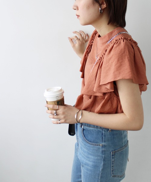 GeeRA(ジーラ)の「ワッシャー素材袖フリルブラウス(シャツ/ブラウス・レディース・ブラック/オレンジ・MEDIUM)」の18枚目の写真