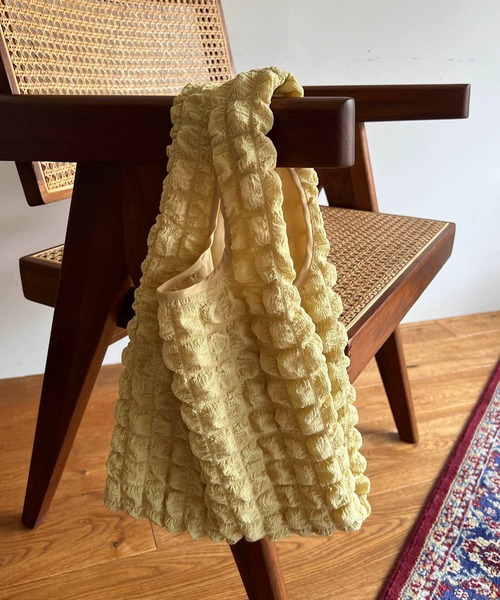 CAPRICIEUX LE'MAGE（カプリシューレマージュ）の「ぽこぽこバッグ（トートバッグ・レディース・ホワイト/ブラック/イエロー・FREE）」の3枚目の写真