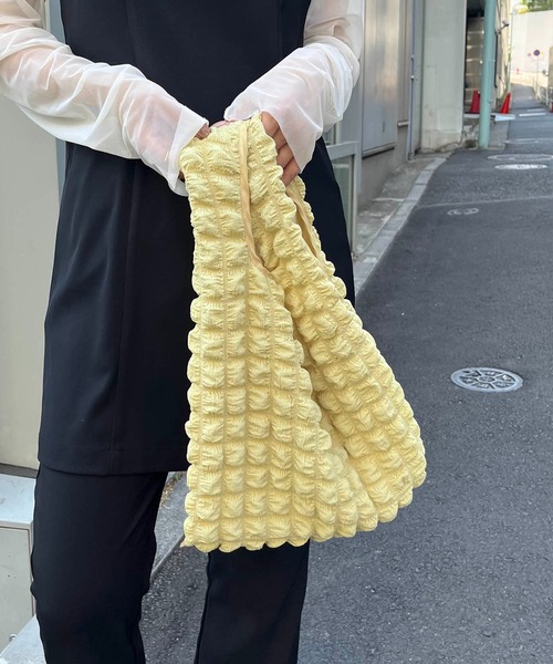 CAPRICIEUX LE'MAGE（カプリシューレマージュ）の「ぽこぽこバッグ（トートバッグ・レディース・ホワイト/ブラック/イエロー・FREE）」の11枚目の写真