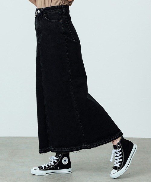 EDWIN（エドウィン）の「essentials ロングデニムスカート（デニムスカート・レディース・ブラック/ブルー・SMALL/MEDIUM）」の4枚目の写真