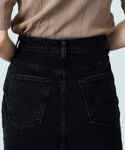 EDWIN（エドウィン）の「essentials ロングデニムスカート（デニムスカート・レディース・ブラック/ブルー・SMALL/MEDIUM）」の8枚目の写真