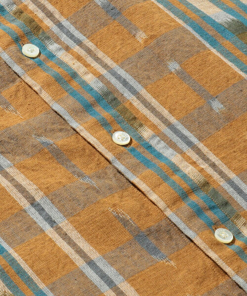 BEAMS PLUS(ビームスプラス)の「BEAMS PLUS / 絣チェック バンドカラーシャツ クラシックフィット(シャツ/ブラウス・メンズ・ライトブラウン/グレー・XL/M/L/S)」の17枚目の写真