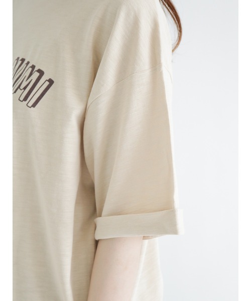 Samansa Mos2（サマンサ モスモス）の「スラブ天竺ロゴTシャツ（Tシャツ/カットソー・レディース・ベージュ/ブラウン/ピンク/キナリ・ﾌﾘ-）」の12枚目の写真