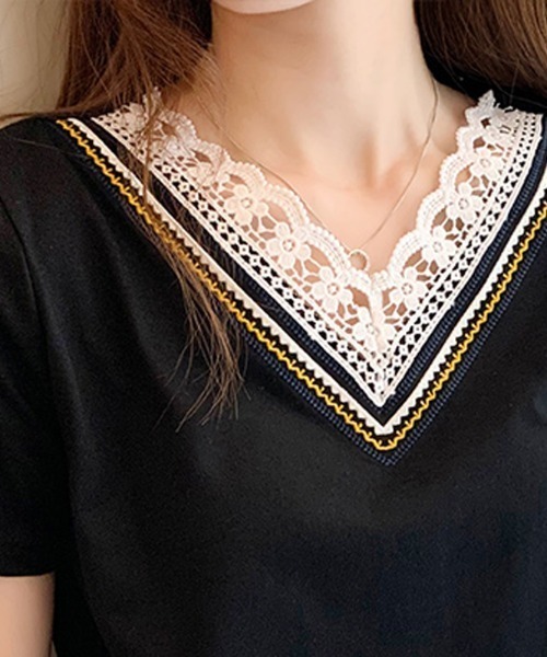 PRIVATE  BEACH（プライベートビーチ）の「刺繍レース使いVネックTシャツ（Tシャツ/カットソー・レディース・ブラック/ホワイト/ライトグリーン・L/M）」の16枚目の写真