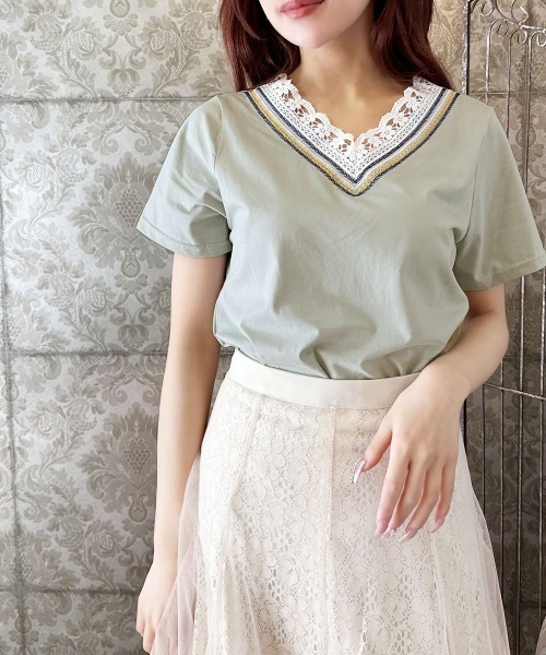 セール】刺繍レース使いVネックTシャツ（Tシャツ/カットソー