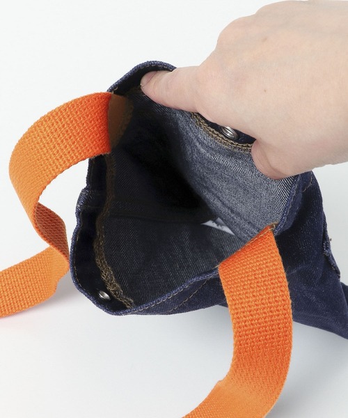 Wrangler（ラングラー）の「『WEB/一部店舗限定』Wrangler　SHOULDER BAG（ショルダーバッグ・メンズ・ライトインディゴブルー/インディゴブルー・ONE）」の8枚目の写真