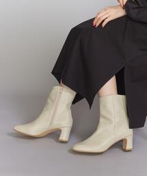 レザー スクエアトゥ ブーツ