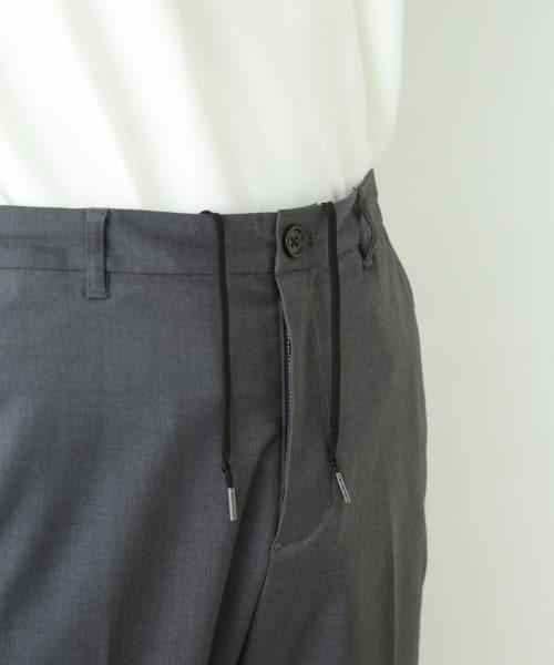 URBAN RESEARCH Sonny Label(アーバンリサーチサニーレーベル)の「センタープレススリムイージーパンツ(スラックス・メンズ・ブラック/グレー/ベージュ・MEDIUM/LARGE)」の14枚目の写真