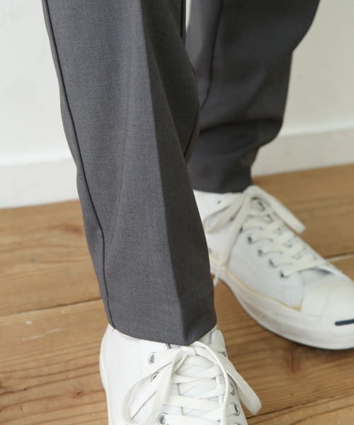 URBAN RESEARCH Sonny Label(アーバンリサーチサニーレーベル)の「センタープレススリムイージーパンツ(スラックス・メンズ・ブラック/グレー/ベージュ・MEDIUM/LARGE)」の10枚目の写真