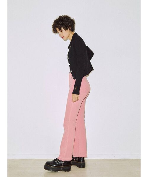 jouetie（ジュエティ）の「カラーフレアパンツ（その他パンツ・レディース・オフホワイト/ブラック/グリーン/ピンク・SMALL/MEDIUM）」の6枚目の写真