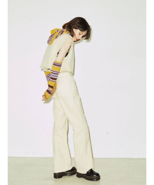 jouetie（ジュエティ）の「カラーフレアパンツ（その他パンツ・レディース・オフホワイト/ブラック/グリーン/ピンク・SMALL/MEDIUM）」の15枚目の写真