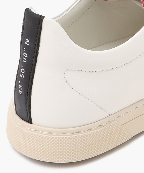 O.T.A（オーティーエー）の「GRAVIERE/グラヴィエール ホワイト グレー (UNISEX)（スニーカー・レディース・ホワイト×ライトグレー・36/38/39/40/41/42/43）」の8枚目の写真