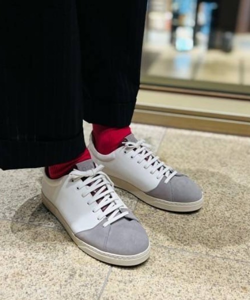 O.T.A（オーティーエー）の「GRAVIERE/グラヴィエール ホワイト グレー (UNISEX)（スニーカー・レディース・ホワイト×ライトグレー・36/38/39/40/41/42/43）」の11枚目の写真