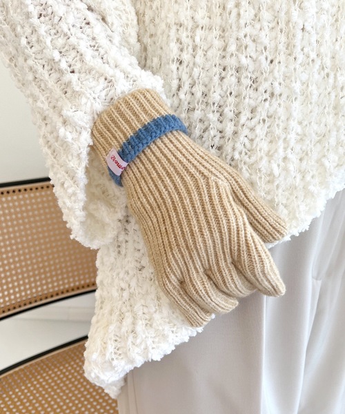 MYMOOD.（マイムード）の「【スマホ対応】リブニットホールタッチライングローブ 手袋（手袋・レディース・ブラウン/アイボリー/ブラック/グレー/ブルー/レッド/ブルー系その他・FREE）」の14枚目の写真