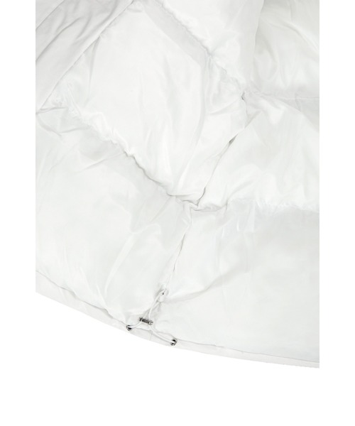 OY(オーワイ)の「『OY/オーワイ』ビーガンPUパディングジャケット(ダウンジャケット/コート・メンズ・ホワイト/ブラック・1/2)」の8枚目の写真