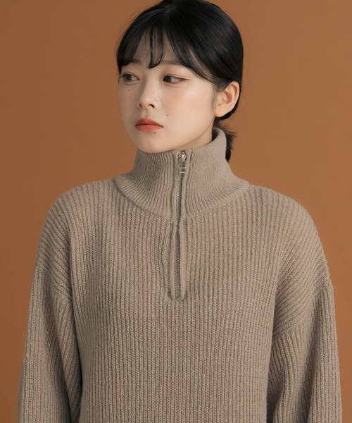 HEYUMM（ヘユム）の「ハーフジップニットミニワンピース（ワンピース・レディース・ブラック/アイボリー/ライトベージュ・ONE）」の16枚目の写真