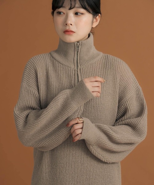 HEYUMM（ヘユム）の「ハーフジップニットミニワンピース（ワンピース・レディース・ブラック/アイボリー/ライトベージュ・ONE）」の17枚目の写真