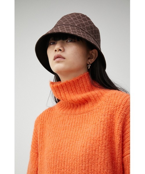 AZUL by moussy（アズールバイマウジー）の「MONOGRAM REVERSIBLE BUCKET HAT/モノグラムリバーシブルバケットハット（ハット・レディース・ライトベージュ/ブラウン/ブラック・FREE）」の2枚目の写真