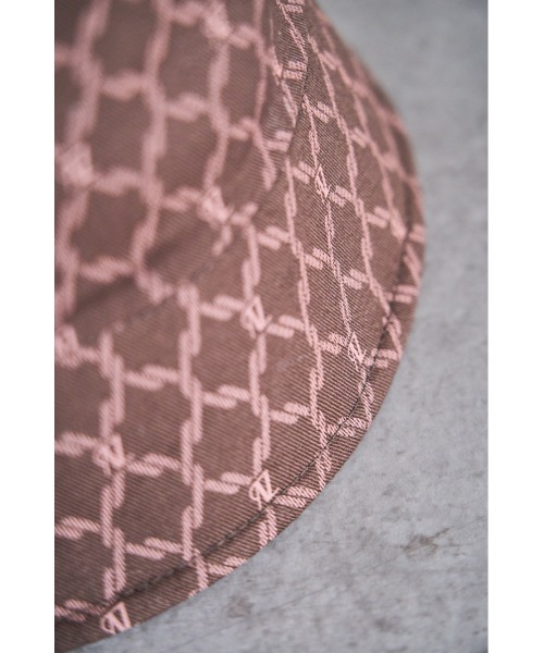 AZUL by moussy（アズールバイマウジー）の「MONOGRAM REVERSIBLE BUCKET HAT/モノグラムリバーシブルバケットハット（ハット・レディース・ライトベージュ/ブラウン/ブラック・FREE）」の17枚目の写真