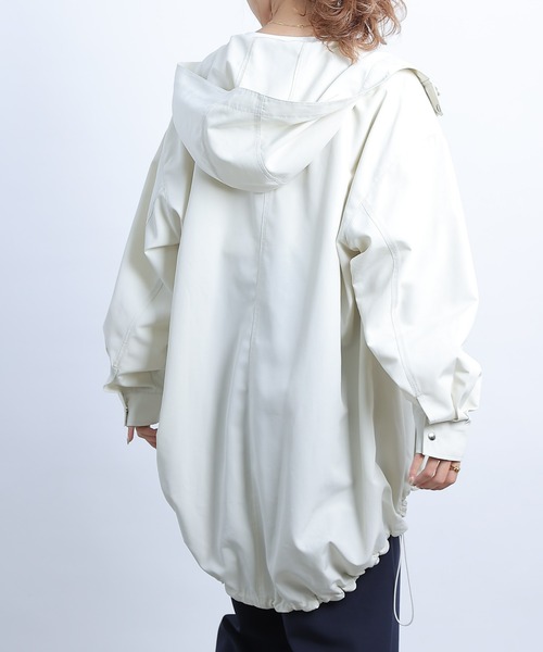 COLONY 2139（コロニートゥーワンスリーナイン）の「ラウンドヘムマウンテンパーカー（マウンテンパーカー・レディース・ベージュ/ブラック/オフホワイト・FREE）」の6枚目の写真