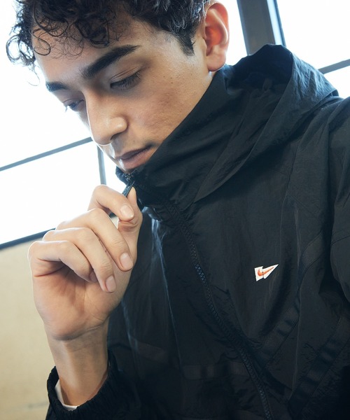 NIKE（ナイキ）の「ナイキ スポーツウェア ウィンドランナー