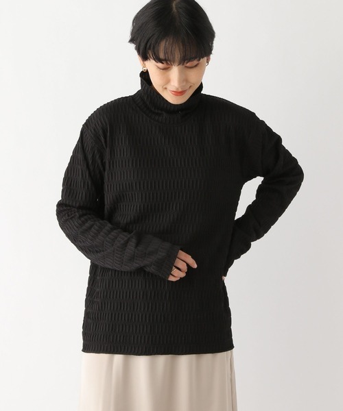 LEPSIM(レプシィム)の「ジガラタートルプルオーバー 182194(Tシャツ/カットソー・レディース・オフホワイト/ライトブルー/ブラック・FREE)」の2枚目の写真