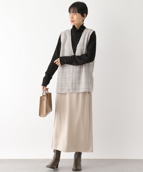 LEPSIM(レプシィム)の「ジガラタートルプルオーバー 182194(Tシャツ/カットソー・レディース・オフホワイト/ライトブルー/ブラック・FREE)」の10枚目の写真