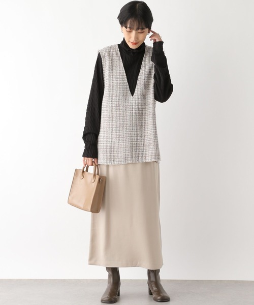 LEPSIM(レプシィム)の「ジガラタートルプルオーバー 182194(Tシャツ/カットソー・レディース・オフホワイト/ライトブルー/ブラック・FREE)」の11枚目の写真