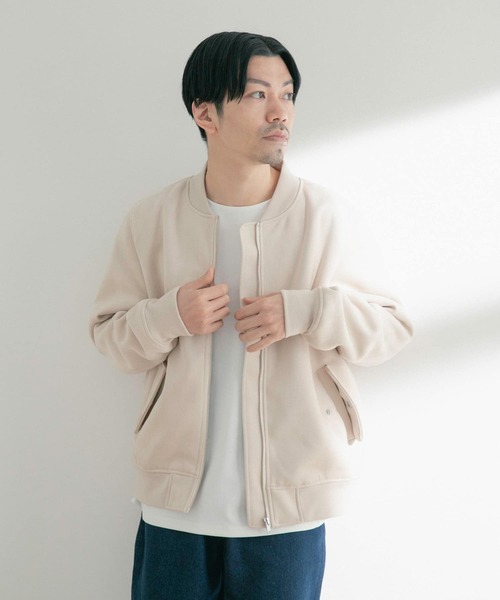 ITEMS URBANRESEARCH（アイテムズ アーバンリサーチ）の「フェイクスエードMA-1（MA-1・メンズ・ベージュ/チャコールグレー/カーキ・MEDIUM/LARGE）」の4枚目の写真